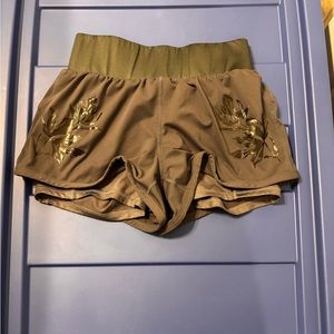 ‘Fabletics’ athletic shorts
